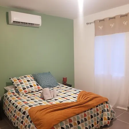 Spacieux Et Confortable A Clermont-dessous, Terrasse Apartment Clermont-Dessous
